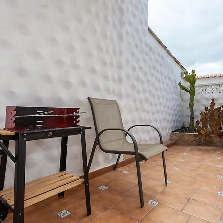 Near The With A Huge Terrace, Patio, Wifi And Parking *