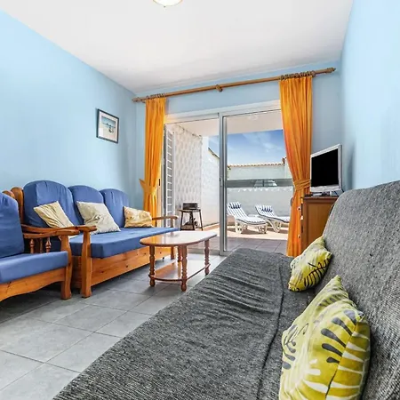 Daire Near The With A Huge Terrace, Patio, Wifi And Parking